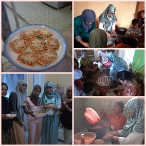 kegiatan membuat pizza bersama ibu-ibu ateuk lampeuot